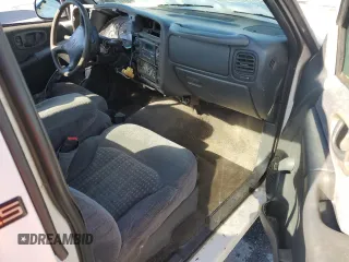 1998 Chevrolet S-10 with VIN 1GCCS1445WK146319, listed as a Copart auction lot 46377795 with 0 mi miles and Salvage Title. Bid and sale history available at carsss.com. Image 8.