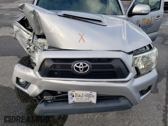 2013 Toyota Tacoma PreRunner z VIN 3TMJU4GN7DM155651, wystawiony jako Copart lot #47528115 z przebiegiem 195 328 mil mil oraz Szkoda całkowita • Salvage title. Historia ofert i sprzedaży dostępna na DreamBid. Obrazek 11.