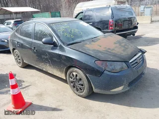 2008 Hyundai Elantra GLS with VIN KMHDU46D48U519964, listed as a IAAI auction lot 41793502 with 231,800 mi miles. Bid and sale history available at carsss.com. Image 1.