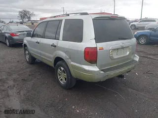 2003 Honda Pilot EX with VIN 2HKYF18533H604995, listed as a IAAI auction lot 41936058 with 205,848 mi miles. Bid and sale history available at carsss.com. Image 3.