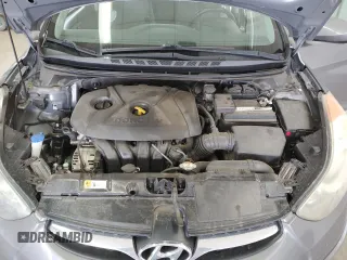 2013 Hyundai Elantra GLS z VIN 5NPDH4AE5DH362524, wystawiony jako Copart lot #52361585 z przebiegiem 124 909 mil mil oraz Szkoda całkowita • Salvage title. Historia ofert i sprzedaży dostępna na DreamBid. Obrazek 13.