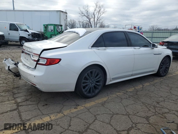 2017 Lincoln Continental Reserve with VIN 1LN6L9NP8H5623856, listed as a Copart auction lot 82551954 with 107,492 mi miles and Clean Title. Bid and sale history available at carsss.com. Image 3.