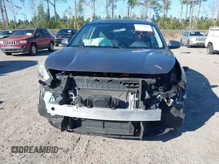 2017 Kia Niro FE with VIN KNDCB3LC7H5082788, listed as a IAAI auction lot 41429802 with 86,532 mi miles. Bid and sale history available at carsss.com. Image 6.