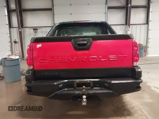 2006 Chevrolet Avalanche Z71 with VIN 3GNEK12Z36G125541, listed as a IAAI auction lot 41573253 with 324,905 mi miles and . Bid and sale history available at DreamBid. Image 17.