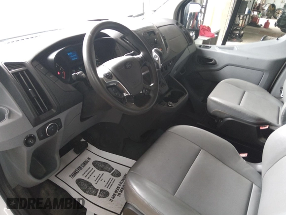 2017 Ford Transit z VIN 1FTYE1YMXHKA82272, wystawiony jako IAAI lot #42575786 z przebiegiem 256 393 mil mil oraz . Historia ofert i sprzedaży dostępna na DreamBid. Obrazek 27.