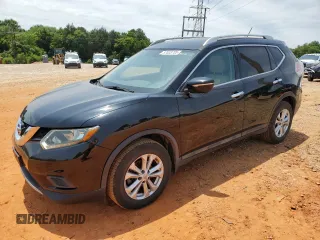 2015 Nissan Rogue SV z VIN 5N1AT2MV8FC832752, wystawiony jako Copart lot #57633705 z przebiegiem 165 781 mil mil oraz Szkoda całkowita • Salvage title. Historia ofert i sprzedaży dostępna na DreamBid. Obrazek 1.