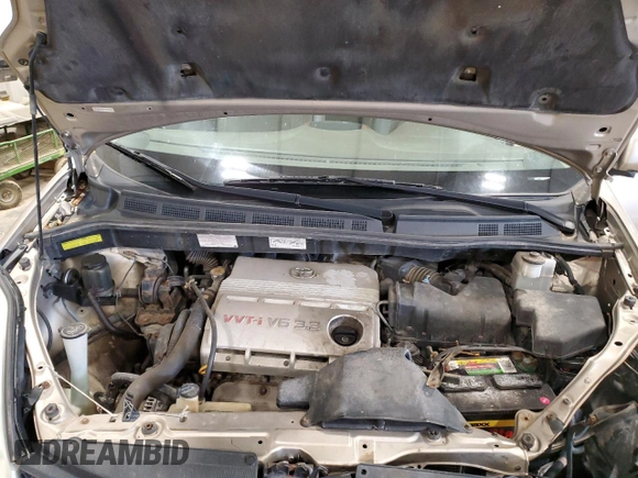 2004 Toyota Sienna XLE z VIN 5TDZA22C74S188042, wystawiony jako Copart lot #57497735 z przebiegiem 297 284 mil mil oraz Nie do naprawy • Non repairable. Historia ofert i sprzedaży dostępna na DreamBid. Obrazek 12.