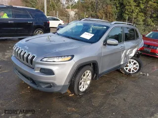 2017 Jeep Cherokee Latitude with VIN 1C4PJLCB7HW527486, listed as a IAAI auction lot 41470178 with 1 mi miles. Bid and sale history available at carsss.com. Image 17.