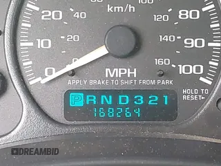 2002 Chevrolet Tahoe LS with VIN 1GNEC13T82R290051, listed as a IAAI auction lot 42058431 with 168,264 mi miles and . Bid and sale history available at DreamBid. Image 15.