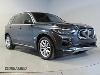 2022 BMW X5 sDrive40i with VIN 5UXCR4C00N9L79444, listed as a Copart auction lot 43563295 with 66,896 mi miles and Clean Title. Bid and sale history available at carsss.com. Image 1.