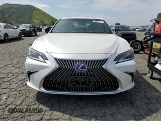 2021 Lexus ES with VIN 58ACA1C18MU003462, listed as a Copart auction lot 46827344 with 16,131 mi miles. Bid and sale history available at carsss.com. Image 5.