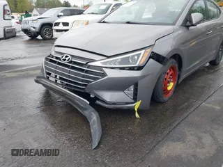 2020 Hyundai Elantra SE with VIN KMHD74LF5LU022637, listed as a IAAI auction lot 41946099 with 20,482 mi miles. Bid and sale history available at carsss.com. Image 6.