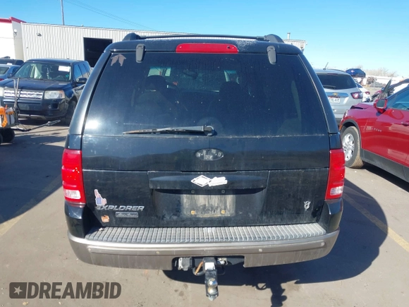 2002 Ford Explorer Eddie Bauer z VIN 1FMDU74W82ZC83464, wystawiony jako IAAI lot #41652672 z przebiegiem 145 151 mil mil oraz . Historia ofert i sprzedaży dostępna na DreamBid. Obrazek 16.