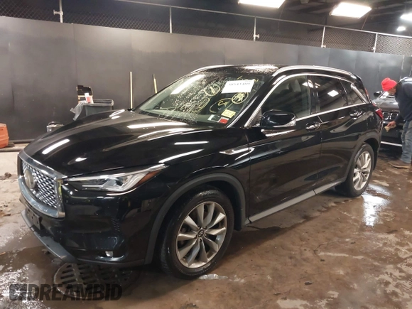 2021 Infiniti QX50 Luxe z VIN 3PCAJ5BB2MF120371, wystawiony jako IAAI lot #38543489 z przebiegiem 14 942 mil mil oraz . Historia ofert i sprzedaży dostępna na DreamBid. Obrazek 17.
