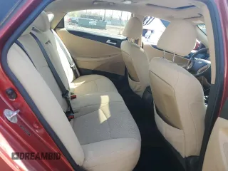 2013 Hyundai Sonata GLS z VIN 5NPEB4AC1DH535427, wystawiony jako Copart lot #54202555 z przebiegiem 125 878 mil mil oraz Szkoda całkowita • Salvage title. Historia ofert i sprzedaży dostępna na DreamBid. Obrazek 10.