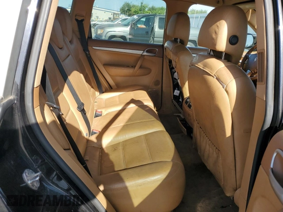 2009 Porsche Cayenne z VIN WP1AA29P49LA01322, wystawiony jako Copart lot #61835725 z przebiegiem Nie podano mil oraz Czysty tytuł • Clean title. Historia ofert i sprzedaży dostępna na DreamBid. Obrazek 10.