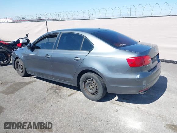 2013 Volkswagen Jetta S с VIN 3VW2K7AJ2DM379876, выставлен на аукционе IAAI как лот 42302215 с пробегом 157 477 миль миль и . История ставок и продаж доступна на DreamBid. Изображение 3.