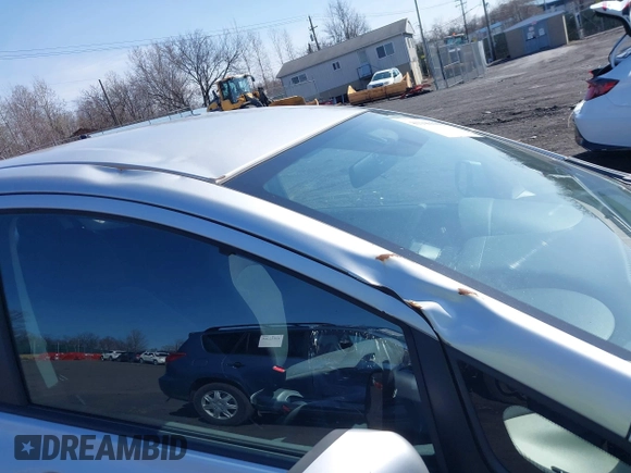 2014 Nissan Note S Plus with VIN 3N1CE2CP6EL403920, listed as a IAAI auction lot 41946608 with 96,878 mi miles and . Bid and sale history available at DreamBid. Image 6.