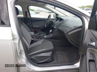 2013 Ford Focus SE with VIN 1FADP3F28DL231617, listed as a IAAI auction lot 42130146 with 63,282 mi miles. Bid and sale history available at carsss.com. Image 5.