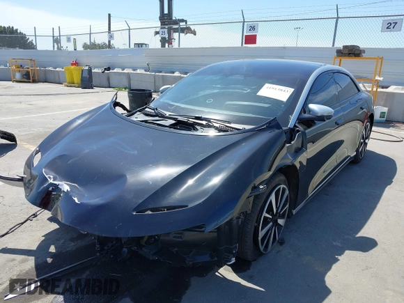 2023 Lucid Air Grand Touring z VIN 50EA1GBA0PA004565, wystawiony jako IAAI lot #41913843 z przebiegiem 25 468 mil mil oraz . Historia ofert i sprzedaży dostępna na DreamBid. Obrazek 6.