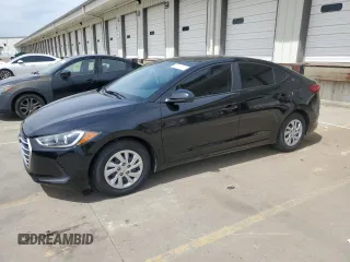 2018 Hyundai Elantra SE z VIN KMHD74LF8JU483666, wystawiony jako Copart lot #56762285 z przebiegiem 104 810 mil mil oraz Tytuł czysty. Historia ofert i sprzedaży dostępna na DreamBid. Obrazek 1.