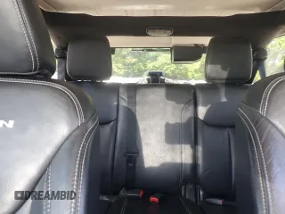 2015 Jeep Wrangler Unlimited Rubicon z VIN 1C4BJWFG2FL530863, wystawiony jako Copart lot #56345965 z przebiegiem 149 754 mil mil oraz Szkoda całkowita • Salvage title. Historia ofert i sprzedaży dostępna na DreamBid. Obrazek 10.