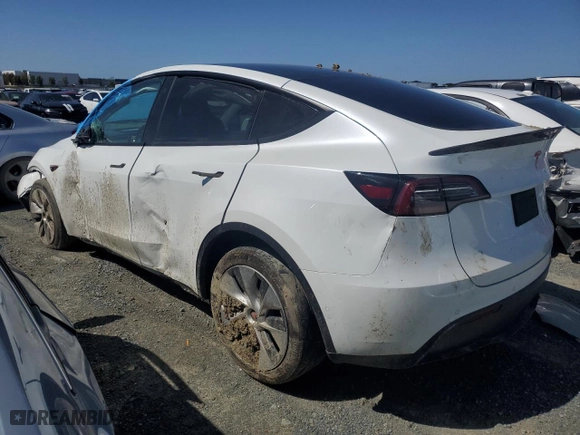 2022 Tesla Model Y Long Range with VIN 7SAYGDEE1NF455171, listed as a Copart auction lot 49429085 with 41,361 mi miles and Salvage Title. Bid and sale history available at carsss.com. Image 2.