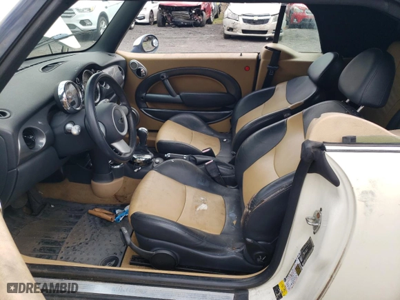 2006 MINI Cooper Convertible with VIN WMWRF33566TG13942, listed as a Copart auction lot 86888644 with 0 mi miles and Clean Title. Bid and sale history available at carsss.com. Image 7.