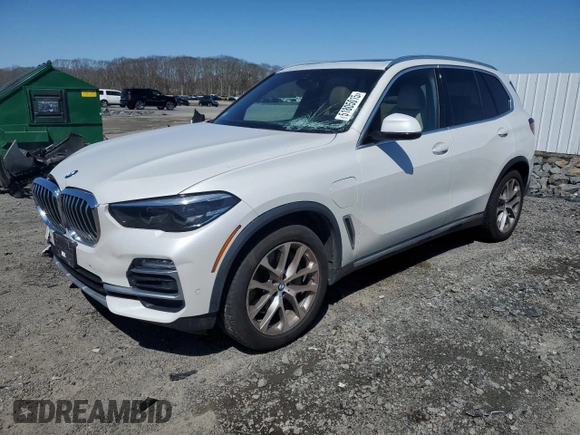 2021 BMW X5 xDrive45e with VIN 5UXTA6C02M9F03198, listed as a Copart auction lot 51805015 with 42,350 mi miles and Salvage Title. Bid and sale history available at DreamBid. Image 1.