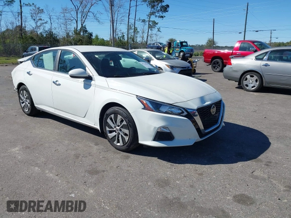 2019 Nissan Altima S with VIN 1N4BL4BV8KC102217, listed as a IAAI auction lot 41726559 with 84,310 mi miles and . Bid and sale history available at carsss.com. Image 1.