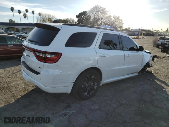 2024 Dodge Durango GT Plus with VIN 1C4RDHDG9RC225692, listed as a Copart auction lot 42327385 with 3,205 mi miles and Salvage title. Bid and sale history available at DreamBid. Image 3.