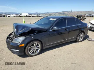 2014 Mercedes-Benz C 300 Sport z VIN WDDGF8AB2EA951478, wystawiony jako Copart lot #56416245 z przebiegiem 71 909 mil mil oraz Szkoda całkowita • Salvage title. Historia ofert i sprzedaży dostępna na DreamBid. Obrazek 1.