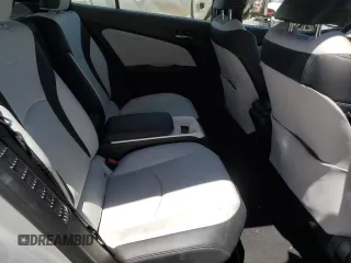 2017 Toyota Prius Plus z VIN JTDKARFP3H3017836, wystawiony jako Copart lot #57613355 z przebiegiem 64 958 mil mil oraz Szkoda całkowita • Salvage title. Historia ofert i sprzedaży dostępna na DreamBid. Obrazek 10.