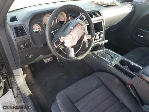 2010 Dodge Challenger SE with VIN 2B3CJ4DV0AH102498, listed as a Copart auction lot 75807764 with 131,735 mi miles and Salvage Title. Bid and sale history available at carsss.com. Image 8.