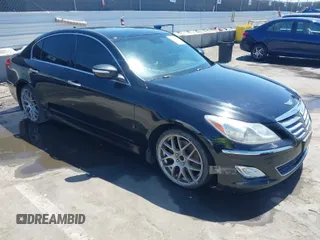 2013 Hyundai Genesis 3.8L with VIN KMHGC4DD1DU238010, listed as a IAAI auction lot 42002064 with 117,658 mi miles. Bid and sale history available at carsss.com. Image 1.