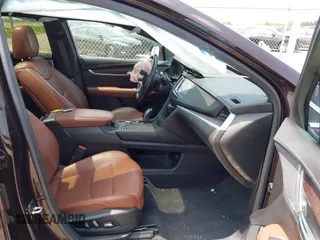 2020 Cadillac XT5 Premium Luxury AWD with VIN 1GYKNDRS6LZ200820, listed as a IAAI auction lot 42392960 with 17,957 mi miles and . Bid and sale history available at DreamBid. Image 5.