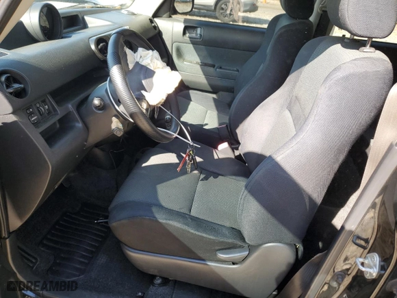 2006 Scion xB with VIN JTLKT324464110203, listed as a Copart auction lot 52178655 with 194,685 mi miles and Non Repairable. Bid and sale history available at carsss.com. Image 7.