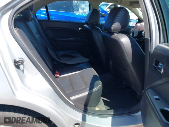 2011 Ford Fusion SEL with VIN 3FAHP0JA3BR281449, listed as a IAAI auction lot 42072472 with 1 mi miles. Bid and sale history available at carsss.com. Image 8.