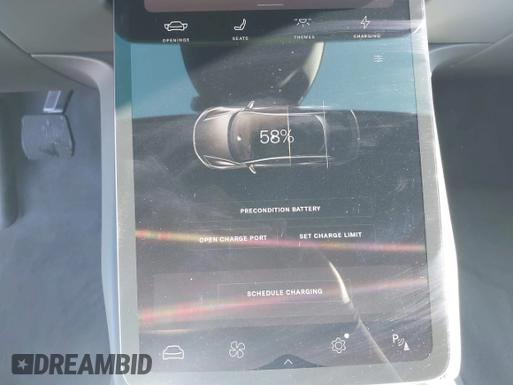 2025 Lucid Air Pure with VIN 50EA1PGA6SA002823, listed as a IAAI auction lot 41840873 with 756 mi miles. Bid and sale history available at carsss.com. Image 18.