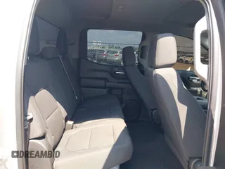 2020 Chevrolet Silverado 1500 Custom with VIN 3GCPWBEH6LG340504, listed as a IAAI auction lot 40007894 with 49,725 mi miles. Bid and sale history available at carsss.com. Image 8.