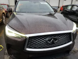 2020 Infiniti QX50 LUXE with VIN 3PCAJ5M39LF118573, listed as a Copart auction lot 37648013 with 50,744 mi miles. Bid and sale history available at carsss.com. Image 5.