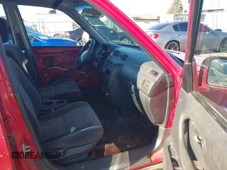 2000 Honda CR-V EX with VIN JHLRD1863YC051709, listed as a IAAI auction lot 41678500 with 197,313 mi miles. Bid and sale history available at carsss.com. Image 5.