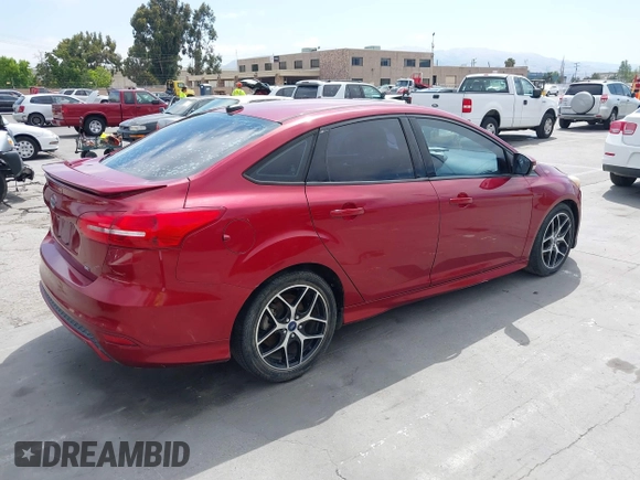 2015 Ford Focus SE с VIN 1FADP3F29FL241737, выставлен на аукционе IAAI как лот 42464593 с пробегом 171 498 миль миль и . История ставок и продаж доступна на DreamBid. Изображение 4.