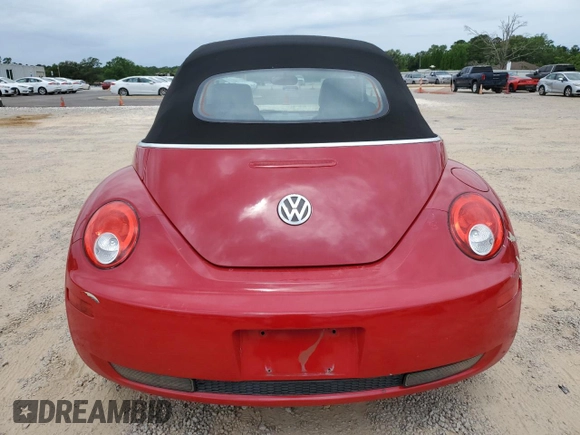 2006 Volkswagen Beetle z VIN 3VWRF31Y56M303323, wystawiony jako Copart lot #57955075 z przebiegiem 87 996 mil mil oraz Szkoda całkowita • Salvage title. Historia ofert i sprzedaży dostępna na DreamBid. Obrazek 6.