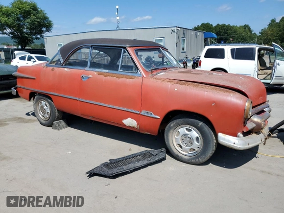 1951 Ford Crown Victoria z VIN B1BF140482, wystawiony jako Copart lot #69078904 z przebiegiem 636 601 mil mil oraz Szkoda całkowita • Salvage title. Historia ofert i sprzedaży dostępna na DreamBid. Obrazek 4.