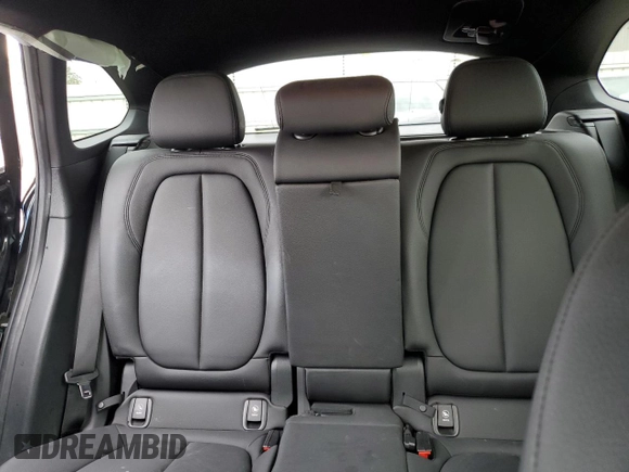 2017 BMW X1 xDrive28i with VIN WBXHT3C37H5F76447, listed as a Copart auction lot 67991792 with 84,189 mi miles. Bid and sale history available at carsss.com. Image 10.
