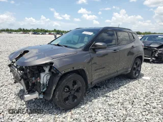2021 Jeep Compass Altitude с VIN 3C4NJCBB2MT559724, выставлен на аукционе Copart как лот 60825525 с пробегом 51 836 миль миль и Списание • Salvage title. История ставок и продаж доступна на DreamBid. Изображение 1.