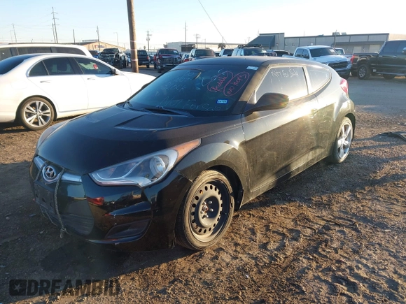 2013 Hyundai Veloster w/Gray Int with VIN KMHTC6AD8DU175342, listed as a IAAI auction lot 41423246 with 1 mi miles. Bid and sale history available at carsss.com. Image 2.