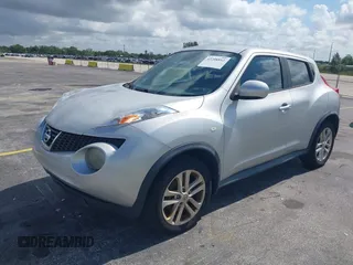 2014 Nissan Juke S with VIN JN8AF5MR5ET351215, listed as a IAAI auction lot 42208852 with 127,340 mi miles. Bid and sale history available at carsss.com. Image 2.
