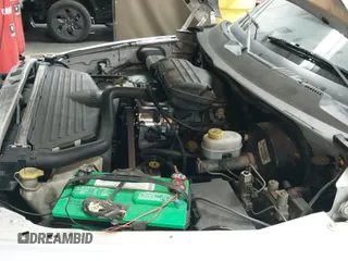 2000 Dodge 1500 z VIN 3B7HC13Z2YM214507, wystawiony jako IAAI lot #42779289 z przebiegiem 178 546 mil mil oraz . Historia ofert i sprzedaży dostępna na DreamBid. Obrazek 19.
